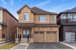 Luxury 5 Star Stay in Brampton Ideal for Groups! - 9