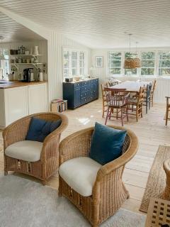 Renovated House With Charm And Outdoor Shower - 1