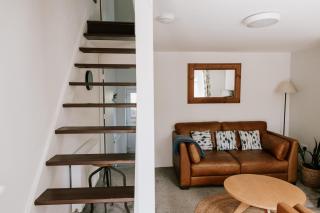 Penny Farthing Charming Countryside Cottage - 6