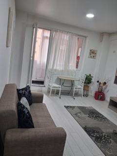 Apartment In Militari Bucharest 1 - 7