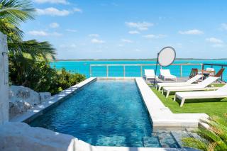 Beachfront Villa W Guest House Pool and Dock. - 8
