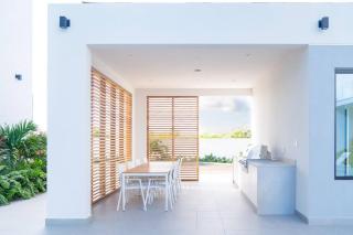 20% Off May 2829 Walk To BeachPool Views Z-B103 - 7