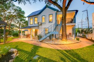 20% Off April Travis Suite 1 Block To Downtown - 4