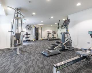 Central Auckland City 2 Bedroom Apartment Plus FREE Car Park - 5