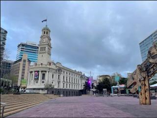 Central Auckland City 2 Bedroom Apartment Plus FREE Car Park - 1
