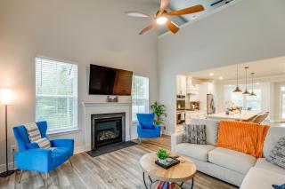 Near Bethany Beach! Oasis w/ Pool Access & Porch - 5