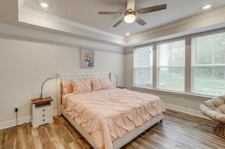 Near Bethany Beach! Oasis w/ Pool Access & Porch - 1