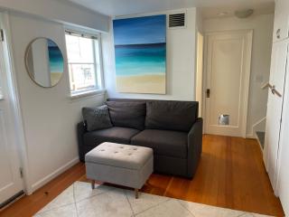 Halladay House - 5