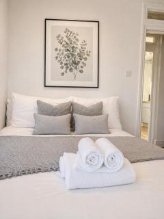 Stunning 1BR Apartment Brixton Sleeps 4 - 9