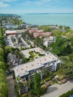 Balaton Skyline Penthouse - Jacuzzi - Beach & Spa - 9