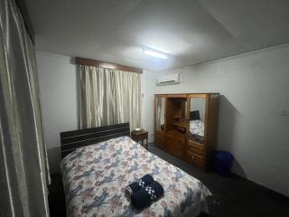 Urban Hideout with Sea View - 3