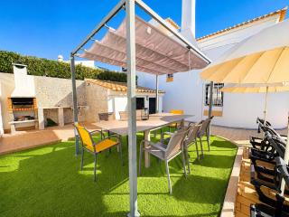 Villa Cristina 17 - Pool & 10 min walk from beach - 1