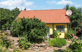 2 Bedroom Beach Front Home In Svaneke - 4