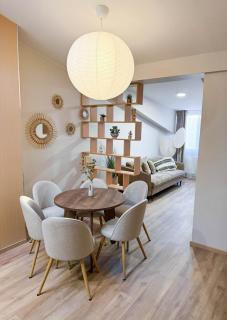 Golden Hour Apartment - 1