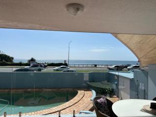 Alex Beach Apartment - Alexandra Headland - 8