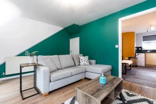 Durham 3BR Home Prime Location Modern Comfort - 5