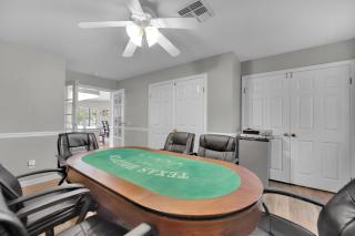 LV Villa Sleeps 16 Pool Spa Gameroom Near Strip - 3