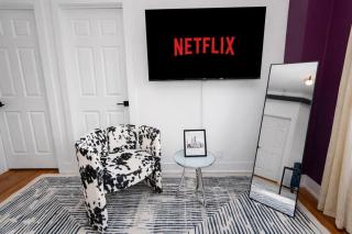 Brand New 3BR Chicago Retreat Near Fulton Market and United Center - 6