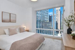 Luxury Apartments in Downtown Manhattan Skyline Views - 6