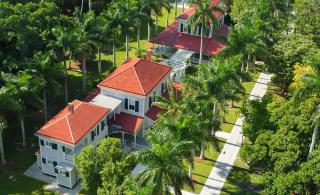 Paradise at downtown Fort Myers - 3
