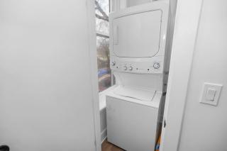 Modern 3BR King Chicago Stay Near United Center - 4