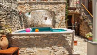 Apartments with swimming pool Donje Selo, Solta - 25518 - 4