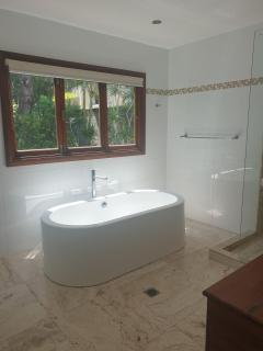 Cosy 3 Bedroom Home Short Stroll To Beach - 3