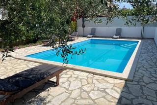 Family-friendly apartments with swimming pool Novigrad - 25170 - 5