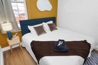 Chicago 3BR King Beds Sleeps 8 Near Humboldt Park - 9