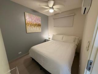 Modern Apartment with Balcony Casco View - 4