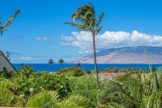 Maui Kamaole #L-202 Full Ocean View, Full A/C, Great Location, Great Rates - 0