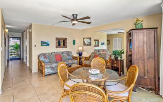 Maui Parkshore #203 Ocean View, Great Location, Across from Kamaole Beach - 5