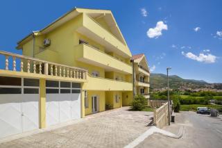 Apartments with parking space Stobrec, Split - 25554 - 9