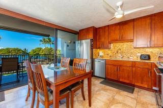 Maui Parkshore #412 Ocean View in the Heart of Kihei, Walk to Kamaole Beach - 4