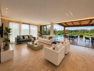 Casa Condomínio Praia Bella- Praia do Forte - 6 Suites - 1