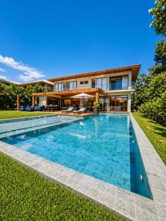 Casa Condomínio Praia Bella- Praia do Forte - 6 Suites - 5