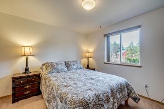 Ocean City Home w/ Fenced Yard: 1 Mi to Beach! - 1