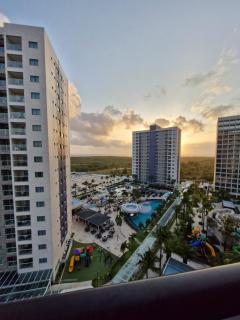 Premium GAV Resort, Andar Alto, Vista Mar e Piscinas - 0