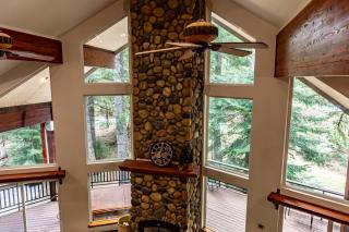 Private Forest Retreat,Hot Tub, Sauna, Access to hike and bike trails, Near Snoqualmie Pass - 7
