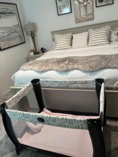 Charming Getaway Retreat - 3