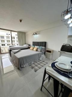 Margarita Dinasty Hotel & Suites - 6