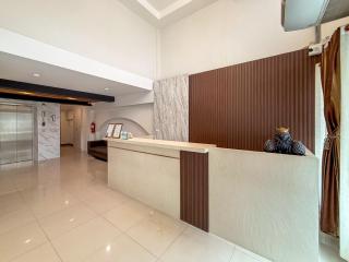 PL Residence Hotel Patamnak Soi 3 - 8