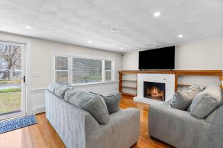 Hyannis MA Family 3BR Firepit Beach nearby - 0