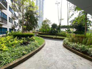 Strategic Studio at Springlake Apt Bekasi, with Pool - 2