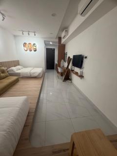 River and City View Studio at Sutera Bay - 4