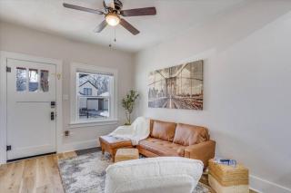 Walk to Wesley! Fully Fenced Lot W Washer & Dryer. - 5