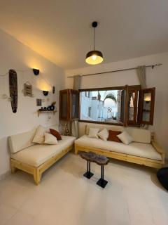 Oia seafront house - 7