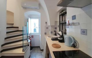 1 Bedroom Beautiful Home In Martina Franca - 3