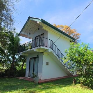 Sewana Cottage - 5