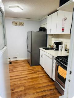Cozy Room Ensuite Bath & Own Entrance Peaceful Stay - 1